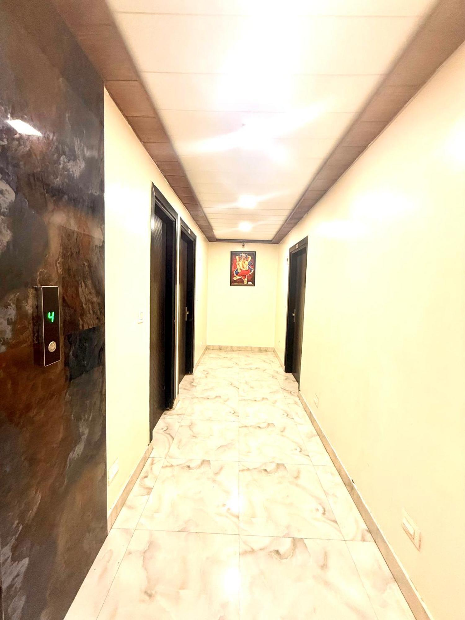 Nysha Near Igi Airport Delhi Hotel New Delhi